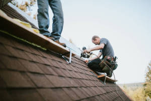 Local Roofers in Deer Lake, PA